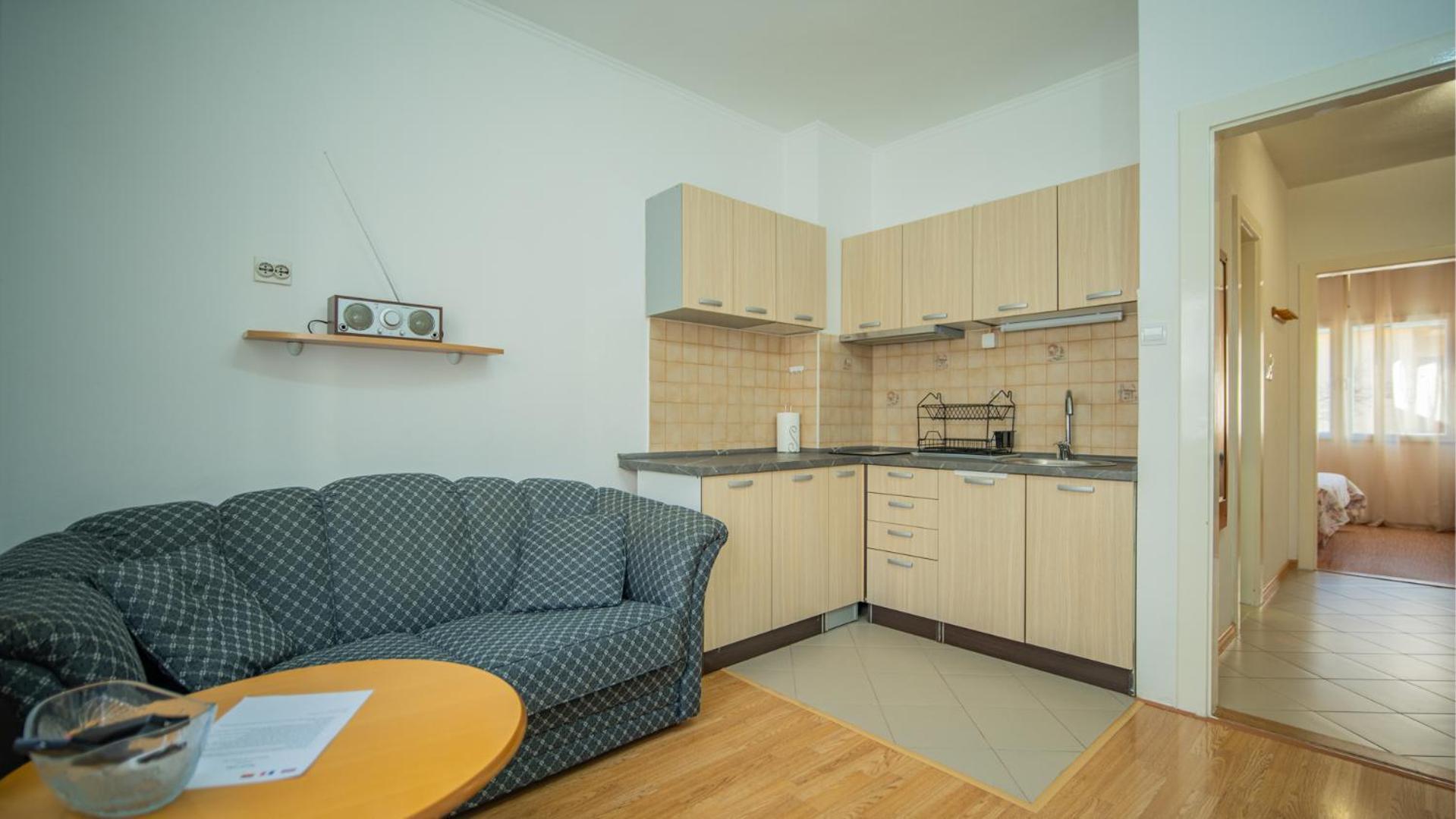 Apartmani Ana 티바트 외부 사진
