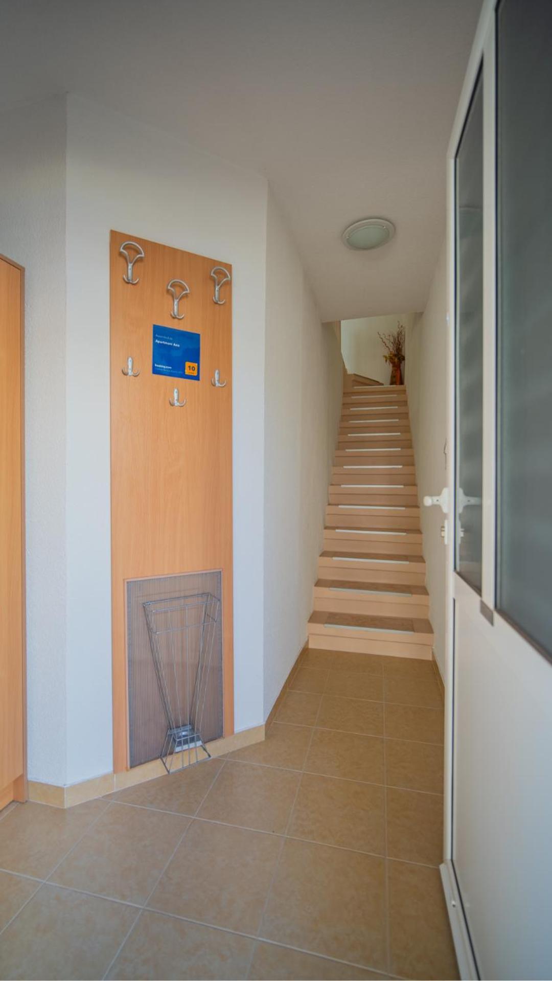 Apartmani Ana 티바트 외부 사진